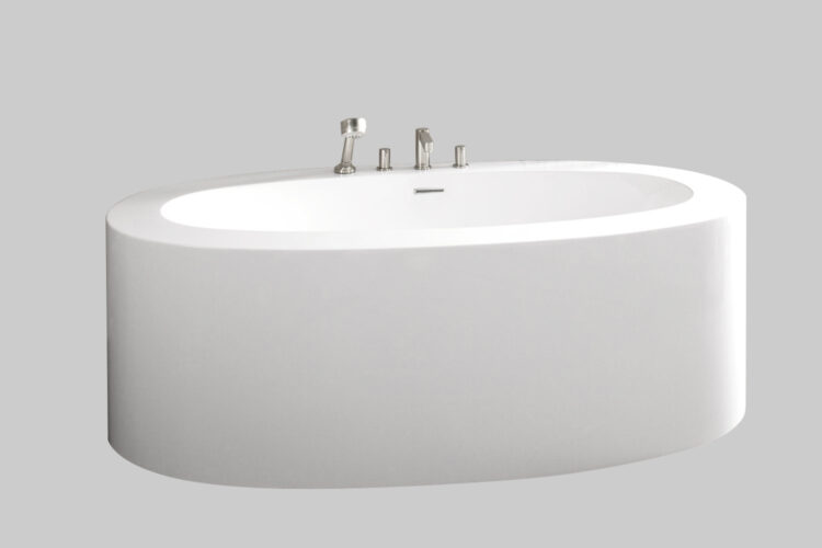 OTL-121_a freestanding bathtub white gloss finish